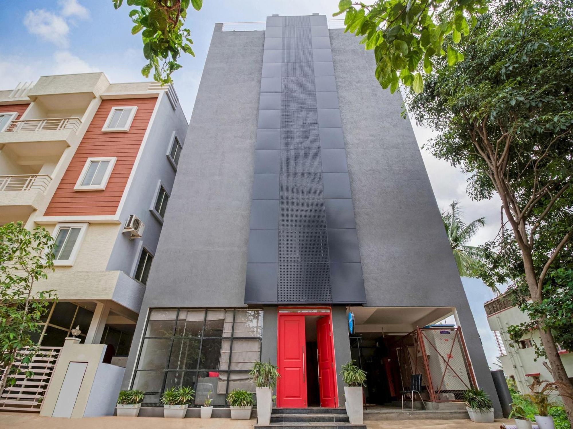 Manyata Sterling Hotel Bangalore Exterior photo